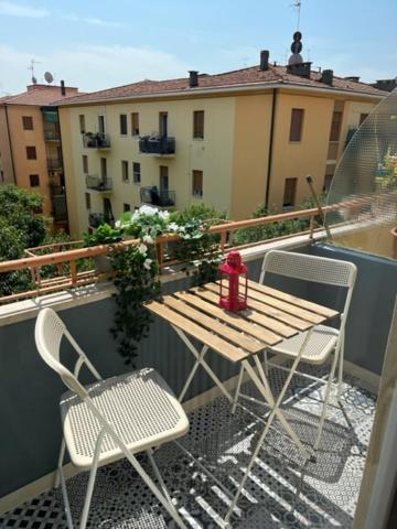 Puccini Apartment Módena Exterior foto